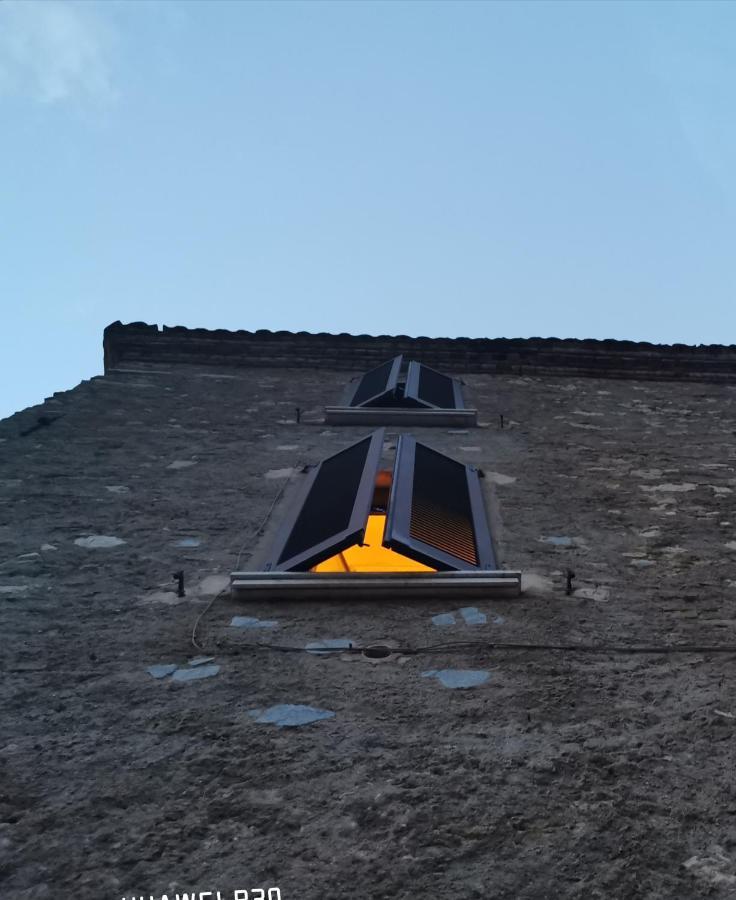 B&B Lamagia Di Corte Moronati 시르미오네 외부 사진