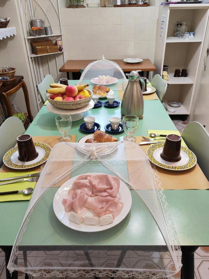 B&B Lamagia Di Corte Moronati 시르미오네 외부 사진