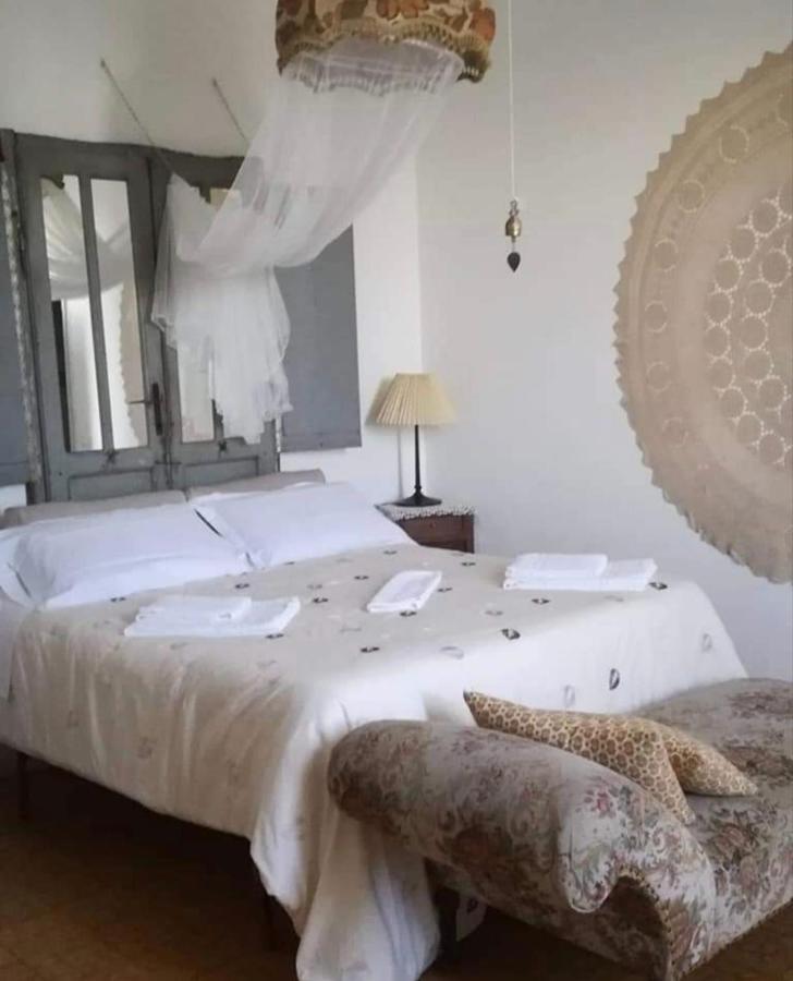 B&B Lamagia Di Corte Moronati 시르미오네 외부 사진